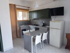 チラニにあるThalaSEA Apartmentsのギャラリーの写真 +55枚の写真