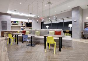 Istumisnurk majutusasutuses Home2 Suites By Hilton Euless Dfw West, Tx