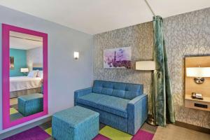 Home2 Suites By Hilton Buckeye Phoenix的休息区