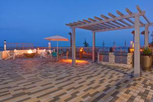 奥蒙德海滩Home2 Suites Ormond Beach Oceanfront, FL的相册照片