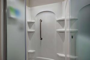 Home2 Suites By Hilton Yuma Pivot Point的一间浴室