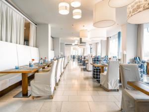 Reštaurácia alebo iné gastronomické zariadenie v ubytovaní Falkensteiner Hotel & Spa Iadera