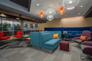 Posezení v ubytování Tru By Hilton Columbus Airport