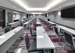 Homewood Suites By Hilton Irvine Spectrum Lake Forest商务区和/或会议室