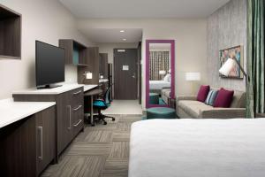 Postel nebo postele na pokoji v ubytování Home2 Suites by Hilton Denver Central Park