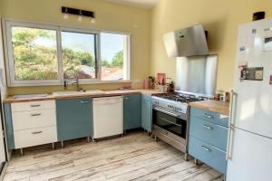 Billede fra billedgalleriet på Très belle villa d'architecte à 30 m de la plage i Andernos-les-Bains + 15 billeder