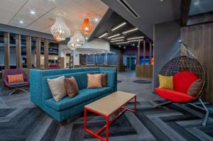 Tru By Hilton Waco South的休息区
