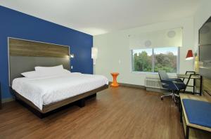 Tru By Hilton Waco South客房内的一张或多张床位