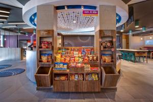 a food stand in a store with food on display at Tru By Hilton Alcoa Knoxville Airport, Tn in Alcoa