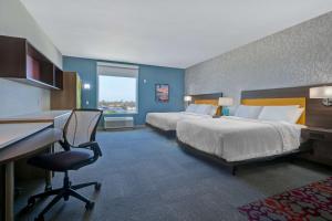Postel nebo postele na pokoji v ubytování Home2 Suites Corpus Christi Southeast, Tx + 37 fotografií