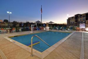 Bazén v ubytování Tru By Hilton Rockwall Dallas, Tx nebo v jeho okolí