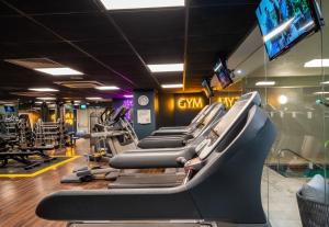 Фитнес-центр и/или тренажеры в Leonardo Royal Hotel Brighton Waterfront