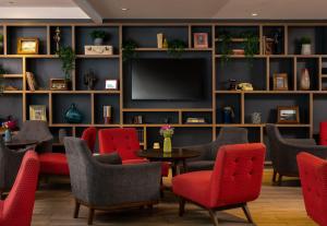 Гостиная зона в Leonardo Royal Hotel Brighton Waterfront