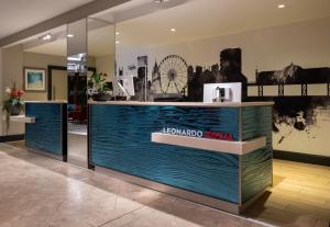 Лобби или стойка регистрации в Leonardo Royal Hotel Brighton Waterfront