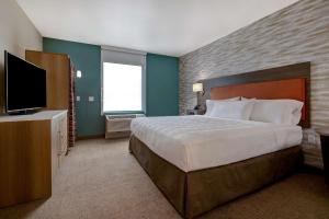 Home2 Suites By Hilton Barstow, Ca客房内的一张或多张床位