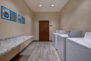巴斯托Home2 Suites By Hilton Barstow, Ca的相册照片