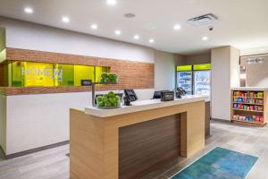 Kuchyň nebo kuchyňský kout v ubytování Home2 Suites By Hilton Midland East, Tx