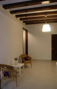 Posedenie v ubytovaní Hostal Dragonflybcn