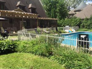 モントリオールにあるAmazing 8BR Suites Waterview House & SPAのギャラリーの写真 +59枚の写真