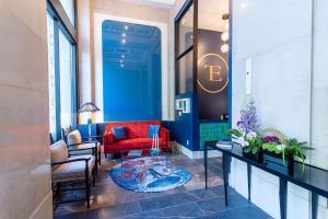 The Exchange Sacramento, Curio Collection By Hilton的休息区