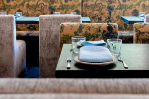 The Exchange Sacramento, Curio Collection By Hilton的休息区