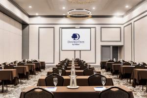 Doubletree By Hilton Pointe Claire Montreal Airport West商务区和/或会议室