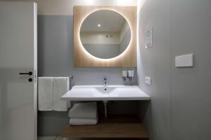 Hampton by Hilton Rome North Fiano Romano的一间浴室