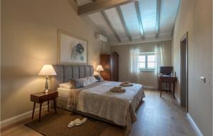 Ένα ή περισσότερα κρεβάτια σε δωμάτιο στο Nice Home In Vizinada With Kitchen +30 φωτογραφίες