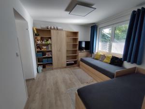 Posezení v ubytování Apartman pod lipou - samostatny objekt - carport
