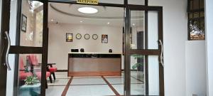 Ο χώρος του λόμπι ή της ρεσεψιόν στο Excelsis Garden Hotels - Kampala
