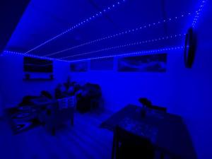 Fotografie z fotogalerie ubytování The Lighthouse Suite A Modern 2 Bedrooms Haven v destinaci Winnipeg + 32 fotografií