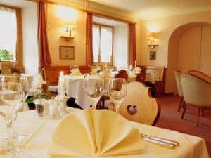 Posezení v ubytování Hotel Schweizerhof Sta Maria