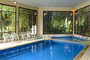 Bazén v ubytování Hotel Bühler nebo v jeho okolí