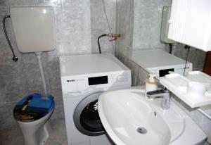 Koupelna v ubytování Korčula Sunset apartman + 24 fotografií