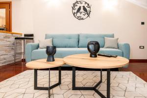 A seating area at Apartment Ena with amazing sea view