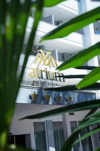 Certifikát, hodnocení, plakát nebo jiný dokument vystavený v ubytování Atrium Deluxe Resort