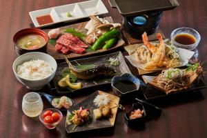 Comida en el ryokan o alrededores