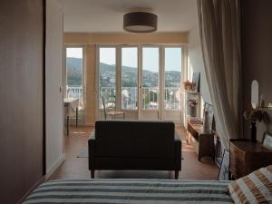 Nespecifikovaný výhled na hory nebo výhled na hory při pohledu z apartmánu