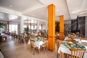 מסעדה או מקום אחר לאכול בו ב-Hotel Prata Villaggio