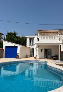 Bazén v ubytování Villa Maria by Albir Proper Properties nebo v jeho okolí