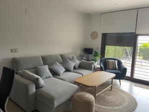 Część wypoczynkowa w obiekcie Terrazas de Campoamor Barbara