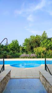 Πισίνα στο ή κοντά στο Maison de vacances en Vaison Ventoux