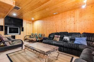 Χώρος καθιστικού στο Kickback Kabin