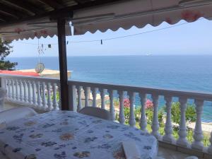 Gallery image of Villa Mandola in Skala Marion