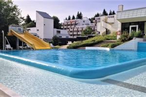 Bazén v ubytování 2-Zimmer Wohnung, Pools, Sauna und Balkon nebo v jeho okolí