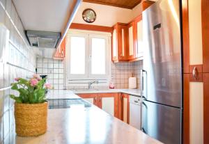 Kuchyň nebo kuchyňský kout v ubytování Spacious & Bright flat with balcony + 7 fotografií