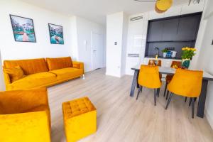 Istumisnurk majutusasutuses WAVE private apartament - RAFI