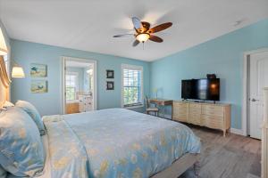 Postel nebo postele na pokoji v ubytování Emerald Seas + 85 fotografií