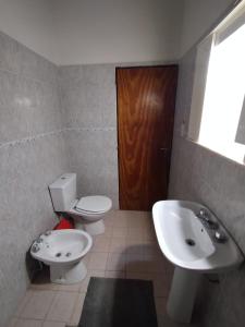 Et badeværelse på Amplia casa en Mendoza