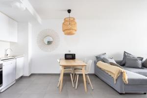 Kuchyňa alebo kuchynka v ubytovaní Apartamentos Las Terrazas de Sotavento